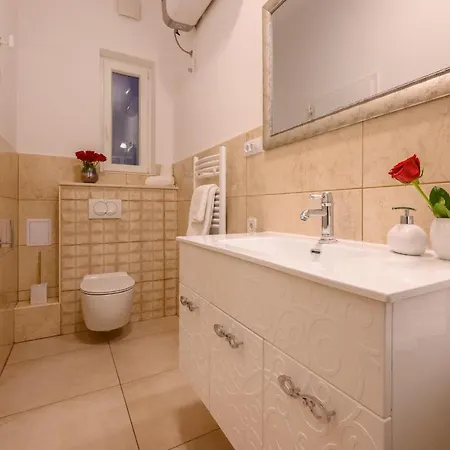 Penzion Summer Breeze Luxury 4*