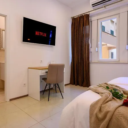 Summer Breeze Luxury Penzion 4*