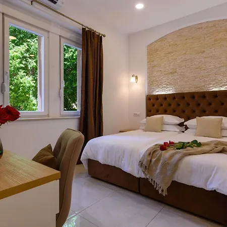 Summer Breeze Luxury