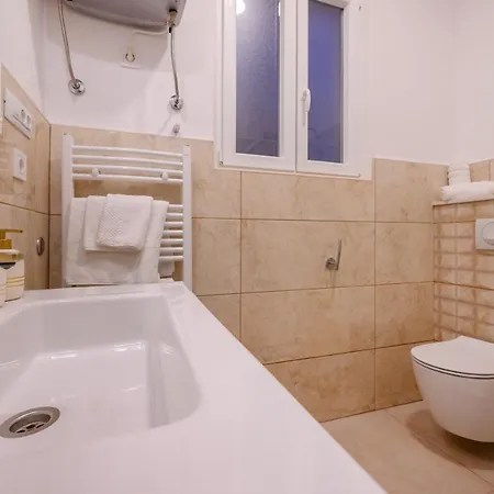 Summer Breeze Luxury 4* Split