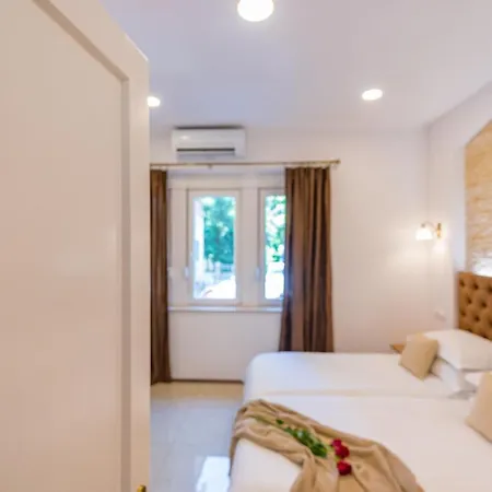 Summer Breeze Luxury 4* Split