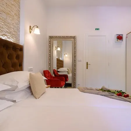 Casa de hóspedes Summer Breeze Luxury 4*