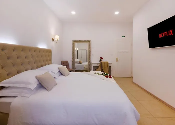 Πανσιόν Summer Breeze Luxury