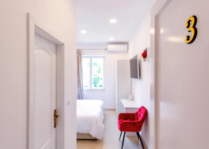 بيت ضيافة Summer Breeze Luxury 4*