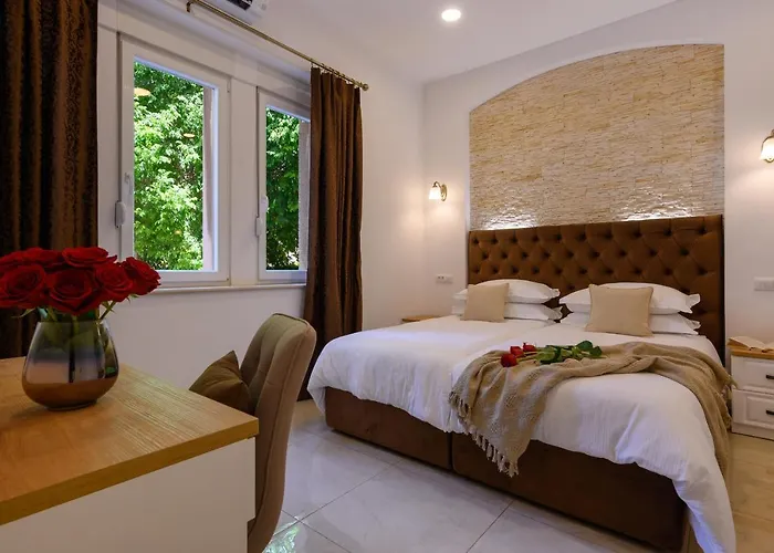 Summer Breeze Luxury